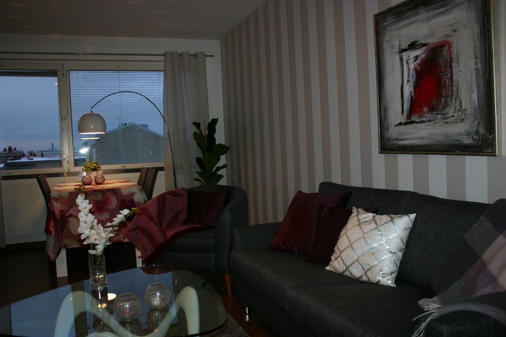 Apartment Pohjantaehti Uleåborg Exteriör bild