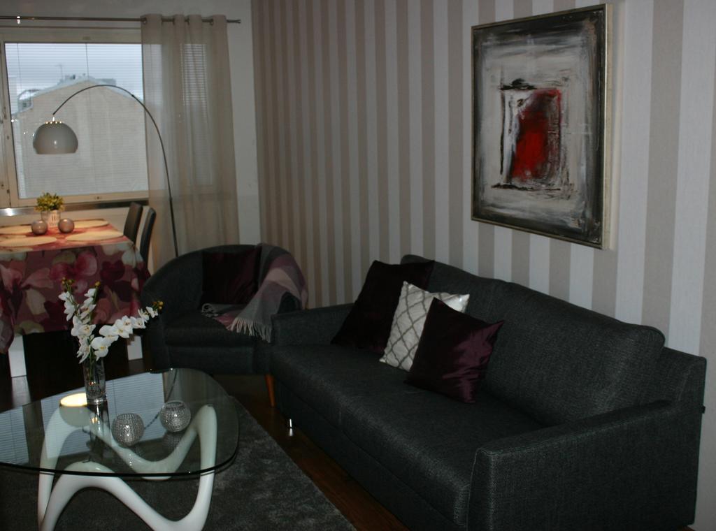 Apartment Pohjantaehti Uleåborg Rum bild