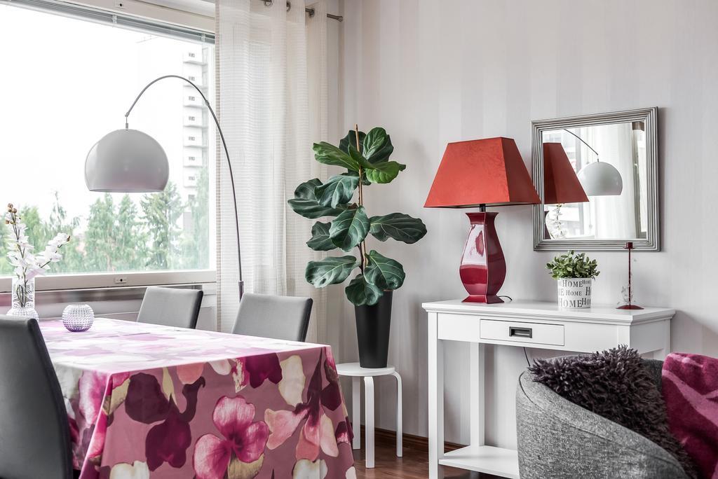 Apartment Pohjantaehti Uleåborg Exteriör bild